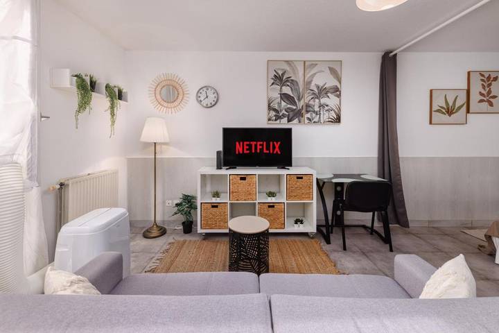 Gîte pour 3 personnes dans Piscine Olympique D Antigone - 3