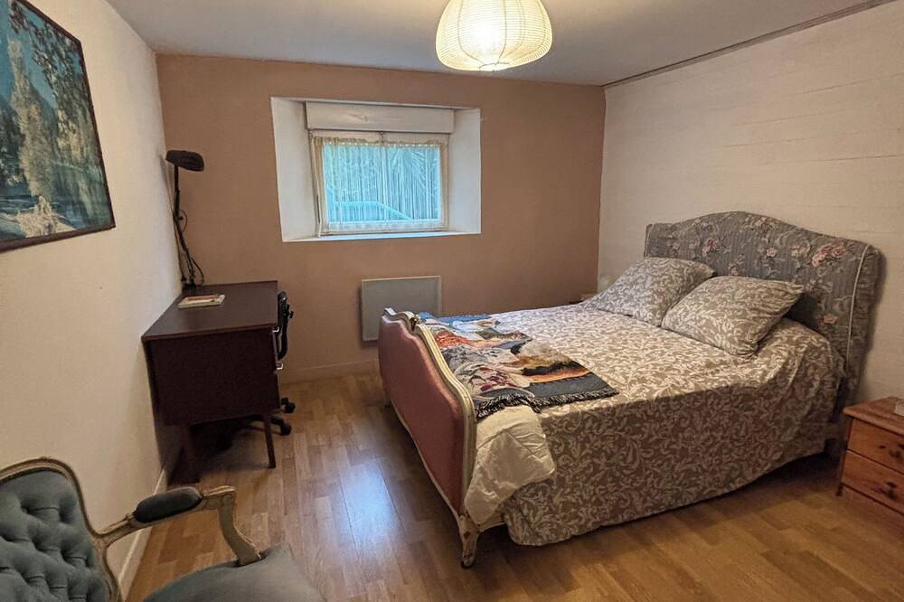 Entire apartment, Single apartment in Presqu'île in Telgruc-sur-Mer, Iroise