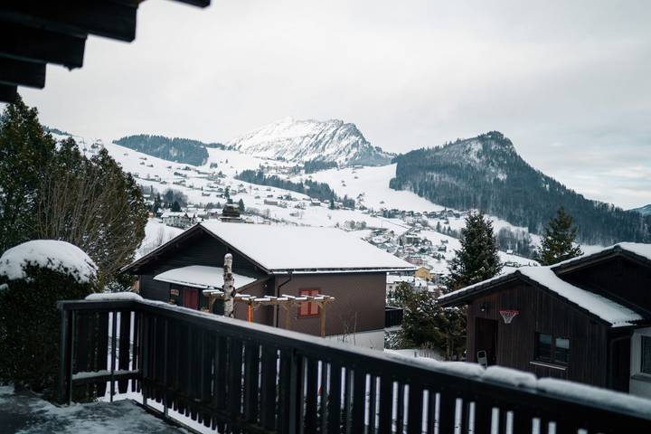 Ferienwohnung für 4 Personen, mit Terrasse und Ausblick, mit Haustier in Amden
