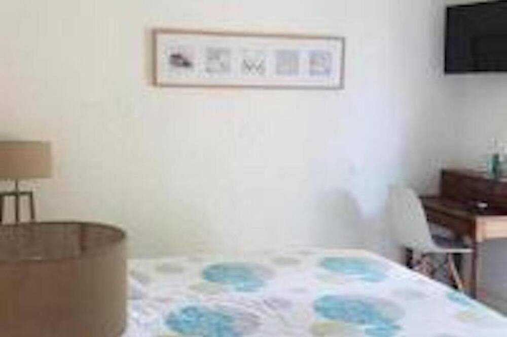 Villa De Plain Pied + Studio Climatises (6 Pers Max) Avec Joli Jardin in Seignosse, Côte d’Argent