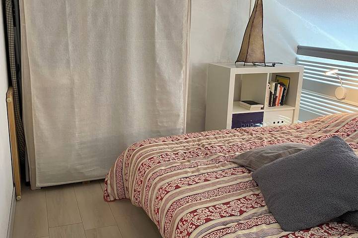 Location de vacances pour 4 personnes, avec jardin ainsi que terrasse et piscine dans Port de Gourmalon - 4