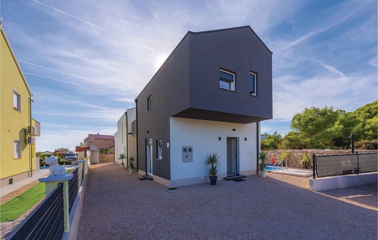 Ferienhaus für 10 Personen, mit Terrasse, mit Haustier in Grad Šibenik - 3