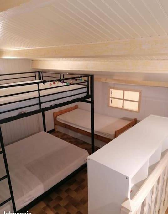 Gîte pour 9 personnes, avec vue et balcon, adapté aux familles dans Port de Marseillan-Plage - 4