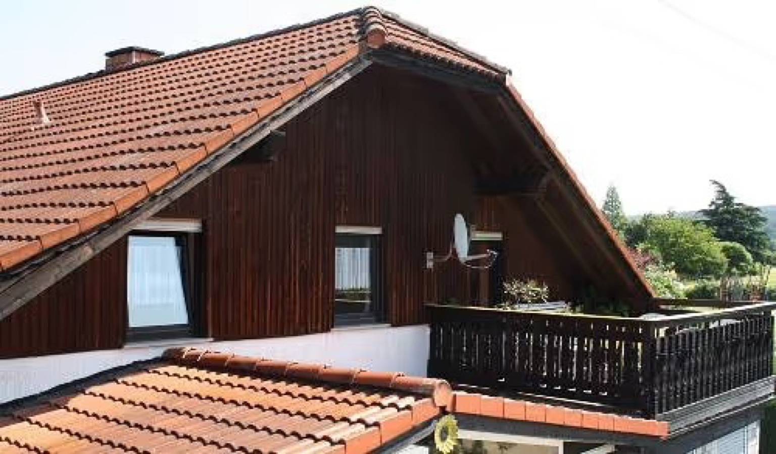 Ganze Wohnung, Ferienwohnung Meuer" mit Balkon und Wlan in Höhr-Grenzhausen, Westerwald