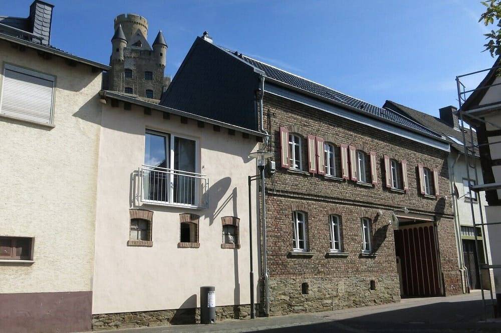 Ganze Wohnung, Gästehaus \" Auszeit \" Burgschwalbach Ferienwohnung Burgblick 1 in Burgschwalbach (Rheinland-Pfalz), Lahn-Taunus