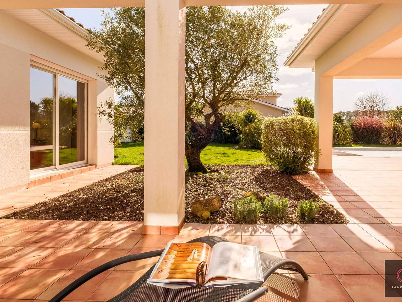 Zeitgenössische Villa mit Pool - 8 Pers. in Sanguinet, Côte d’Argent