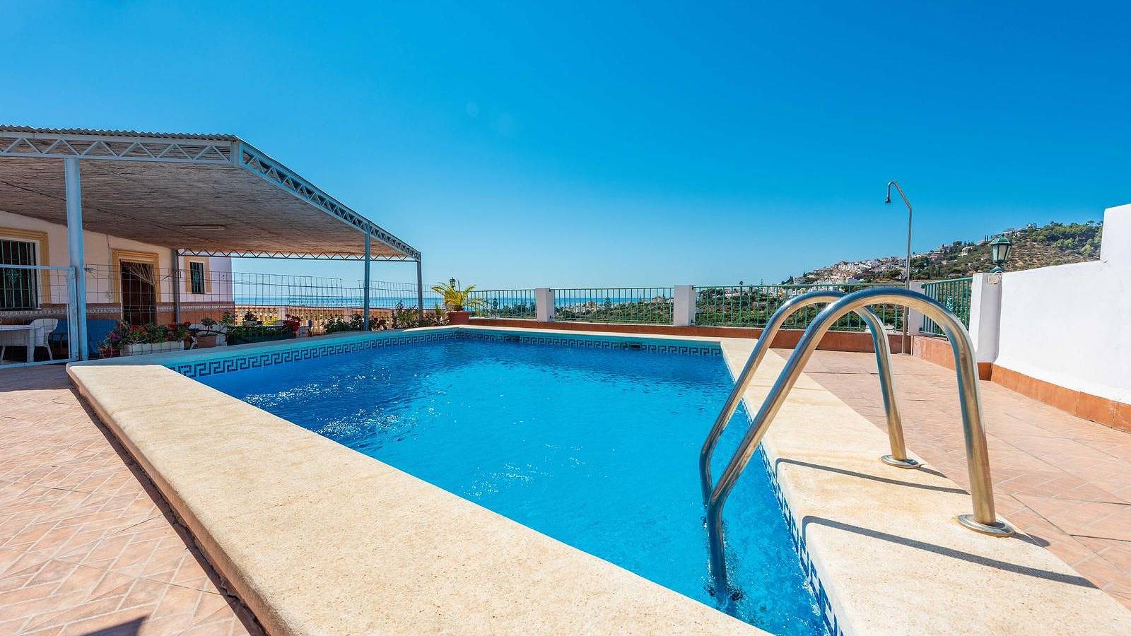 Holiday Home for 9 People in Nerja, Costa del Sol