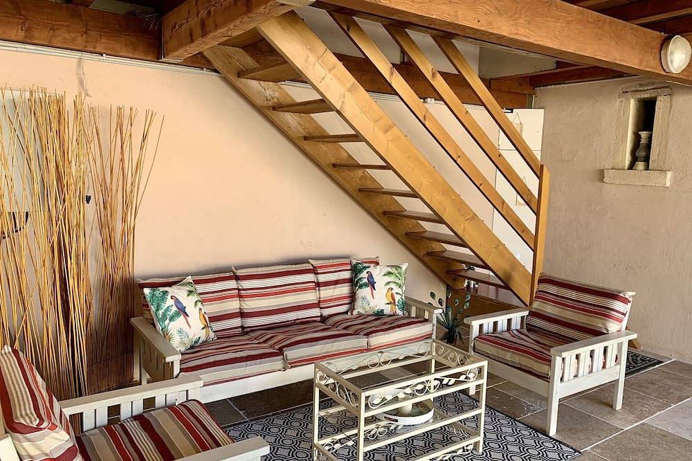 Gîte Mas de Cayol, Piscine au cœur des Alpilles classé ** in Maussane-les-Alpilles, Région d'Arles