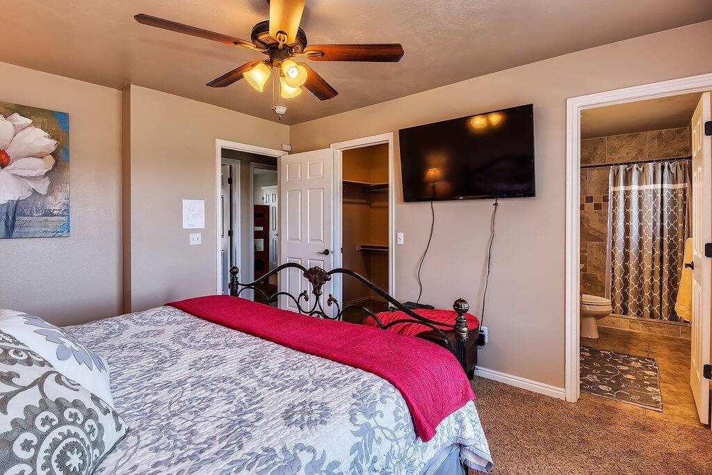 Privater Pool 4Br 3Ba Haus in der Nähe von Zion mit 2 Master-Suiten in Hurricane, Zion Nationalpark