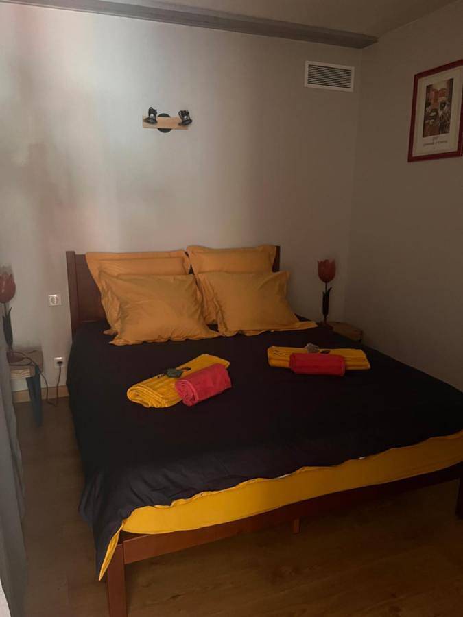 Gîte pour 2 personnes, avec piscine ainsi que jardin et jacuzzi à La Trinité