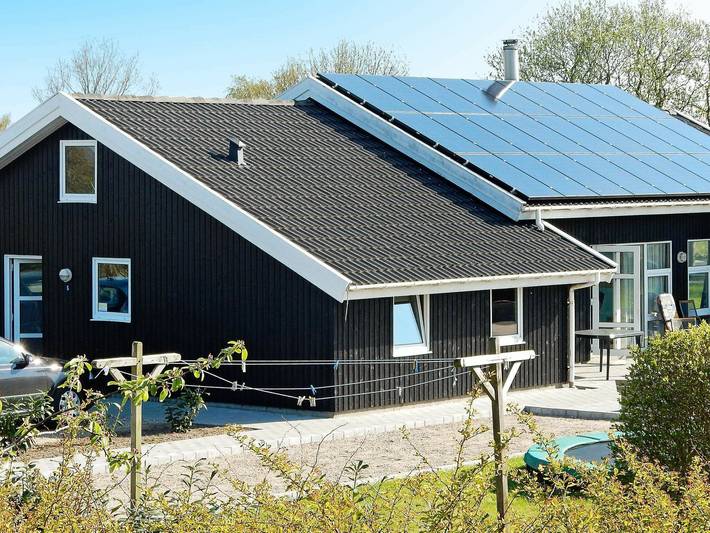 Ferienhaus für 12 Personen, mit Whirlpool und Terrasse sowie Pool und Sauna auf Als