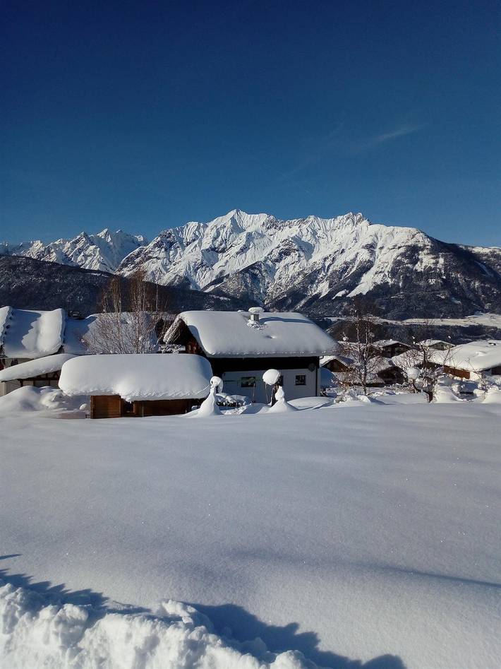 Ferienhaus für 5 Personen, mit Terrasse und Garten sowie Ausblick