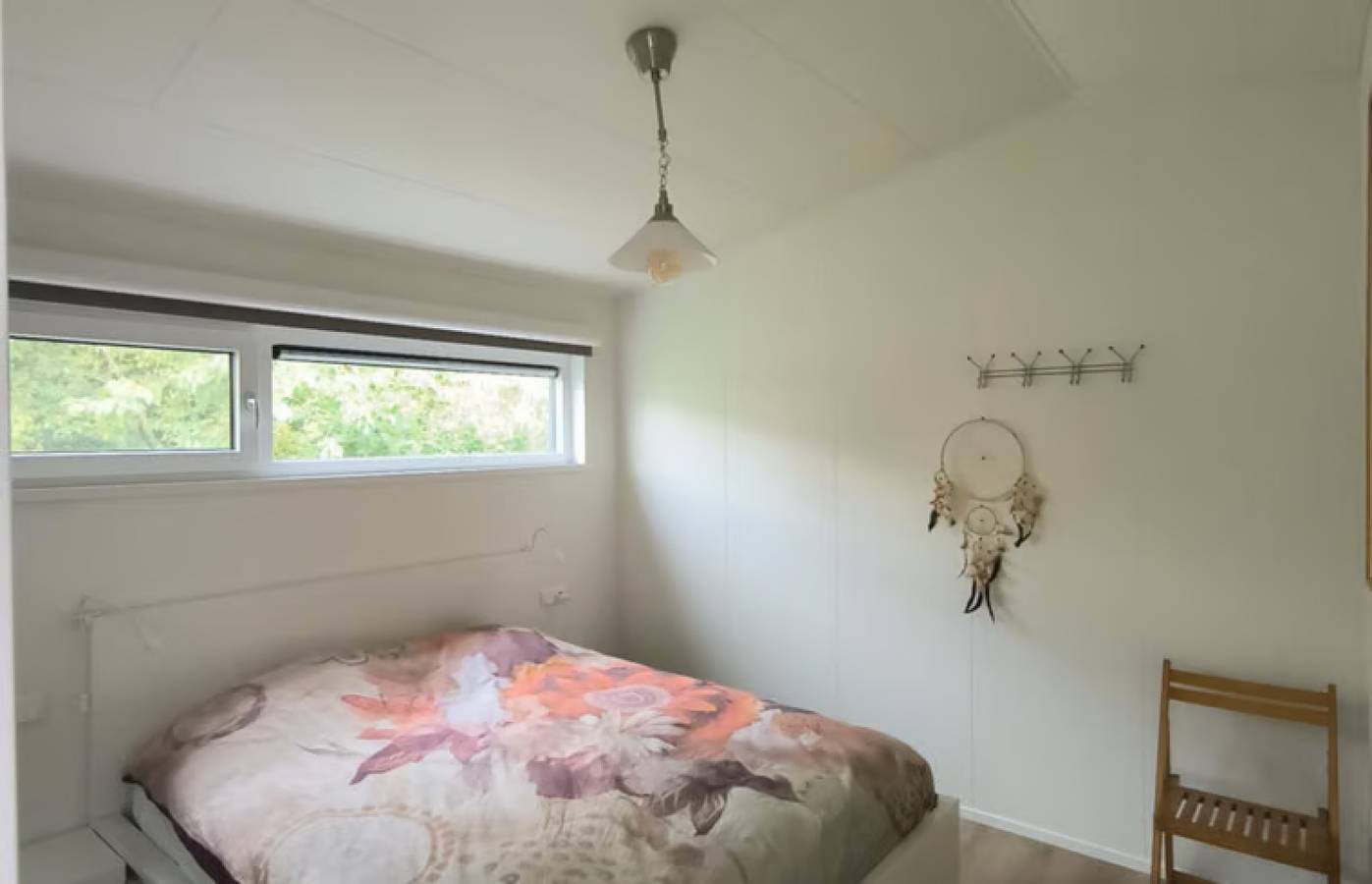 Modern 3-persoons chalet met sauna, zwemvijver en wellnessmogelijkheden in Kraggenburg in IJsselmeer