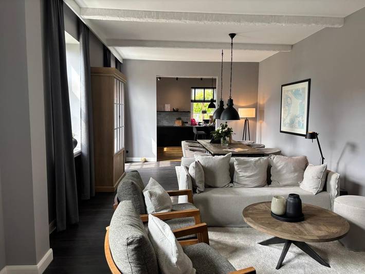 Ferienwohnung für 6 Personen, mit Meerblick und Terrasse sowie Garten und Sauna