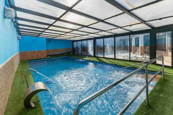 Villa für 21 Personen, mit Garten in Europa
