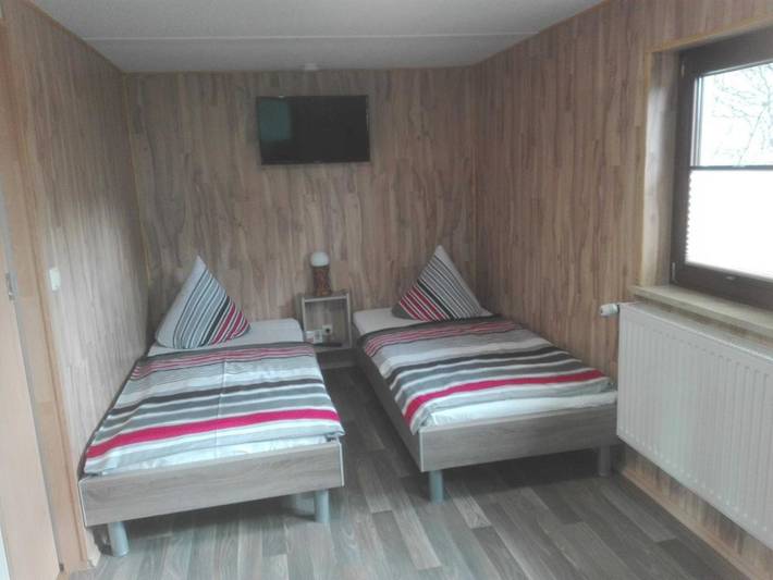 Ferienwohnung für 2 Personen, mit Terrasse und Garten in Dierkow - 4