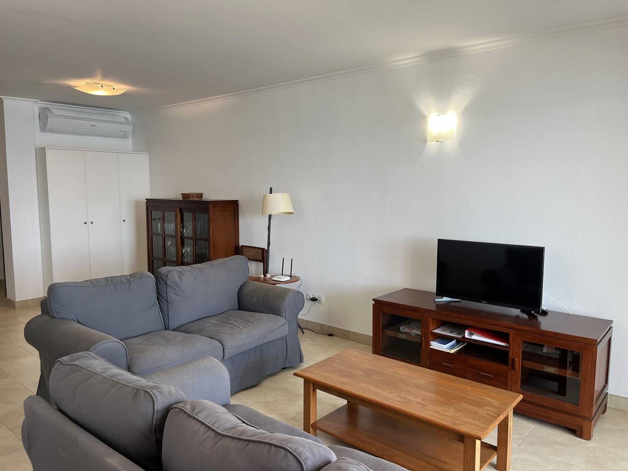 Apartamento entero, Apartamento de vacaciones para 5 personas con terraza in Fornells, Es Mercadal