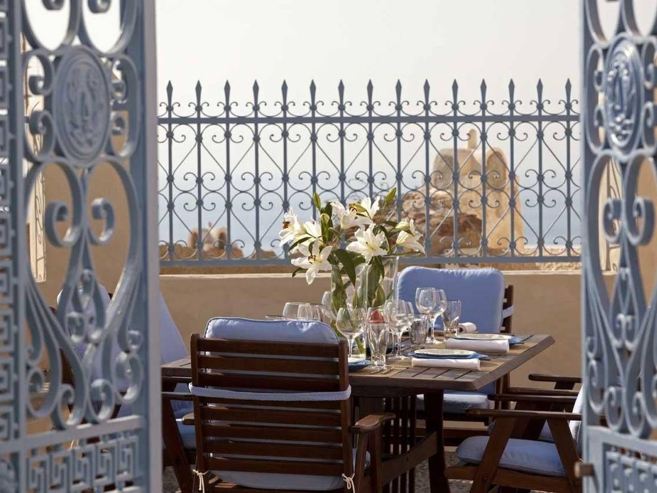 "Oia Mansion" mit Whirlpool in Ormos Ammoudiou, Oia