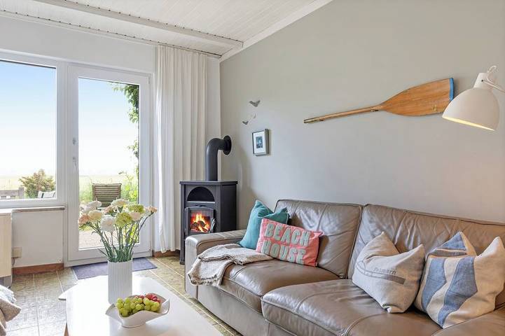 Ferienhaus für 4 Personen, mit Garten und Sauna in Marienleuchte