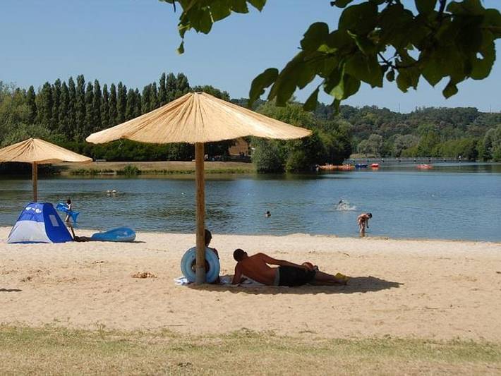 Camping Le Lac des Varennes - Alojamiento 2 personas - El barril in Marçon, Valle del Loira