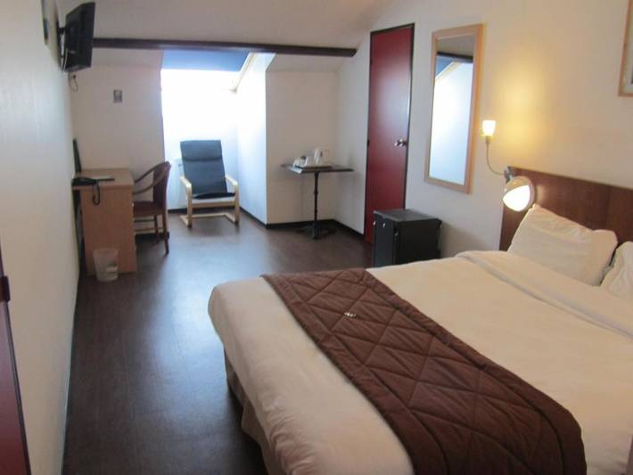 Hôtel pour 4 personnes, avec jardin, animaux acceptés à Saint-Éloy-les-Mines - 4