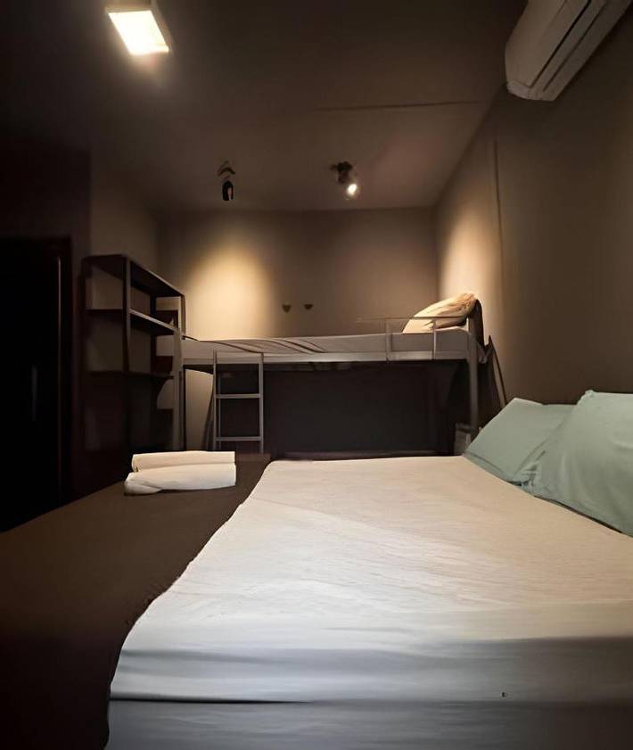 Casas e apartamentos de temporada para 6 pessoas, adaptado a crianças na Lapa (RJ)