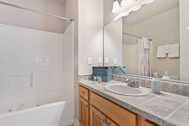 Vacation house for 7 people, with balcony - 1