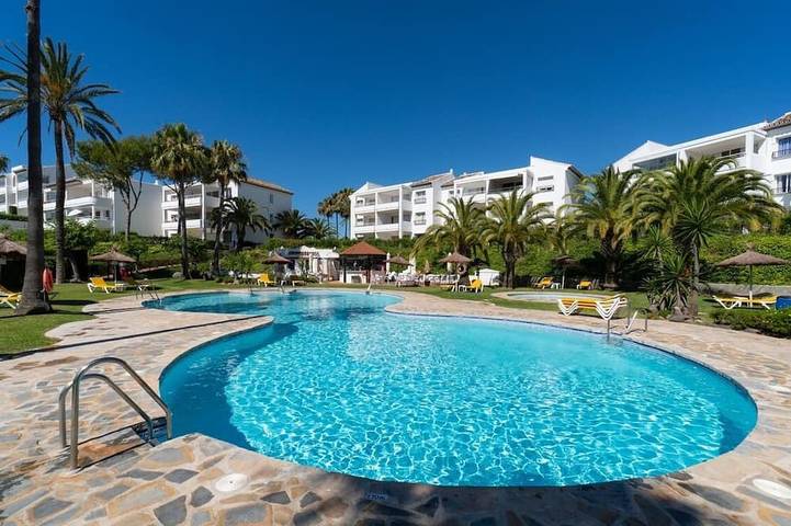 Villa for 6 people, with terrace and garden as well as pool in La Cala de Mijas