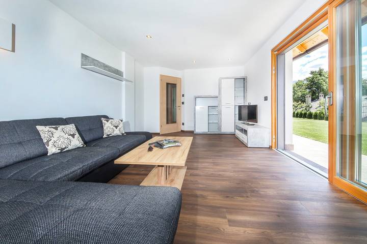 Hel lägenhet, Holiday Apartment 'Avea App 2-2 Personen' with Mountain View and Garden in Tschöfas, Lajen