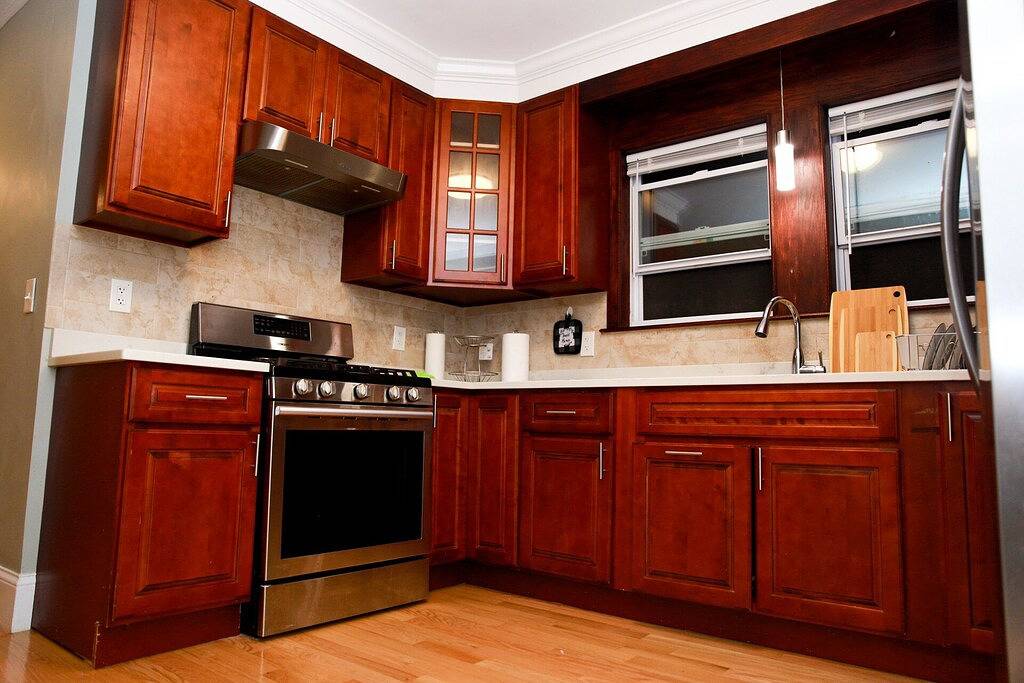 Ganze Wohnung, Newly Renovated Modern Retreat l Near T in Boston, Massachusetts