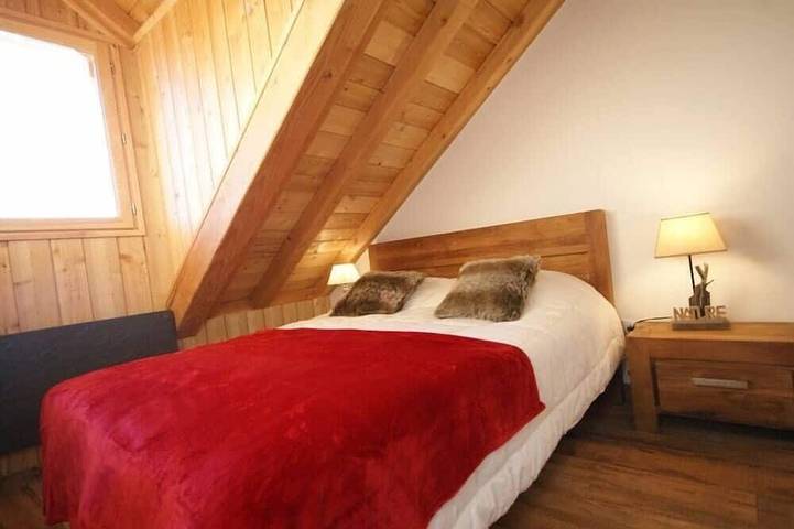Appartement entier, Apartment Catherine, cozy duplex apartment for 7 in Montgenèvre, Région de Briançon