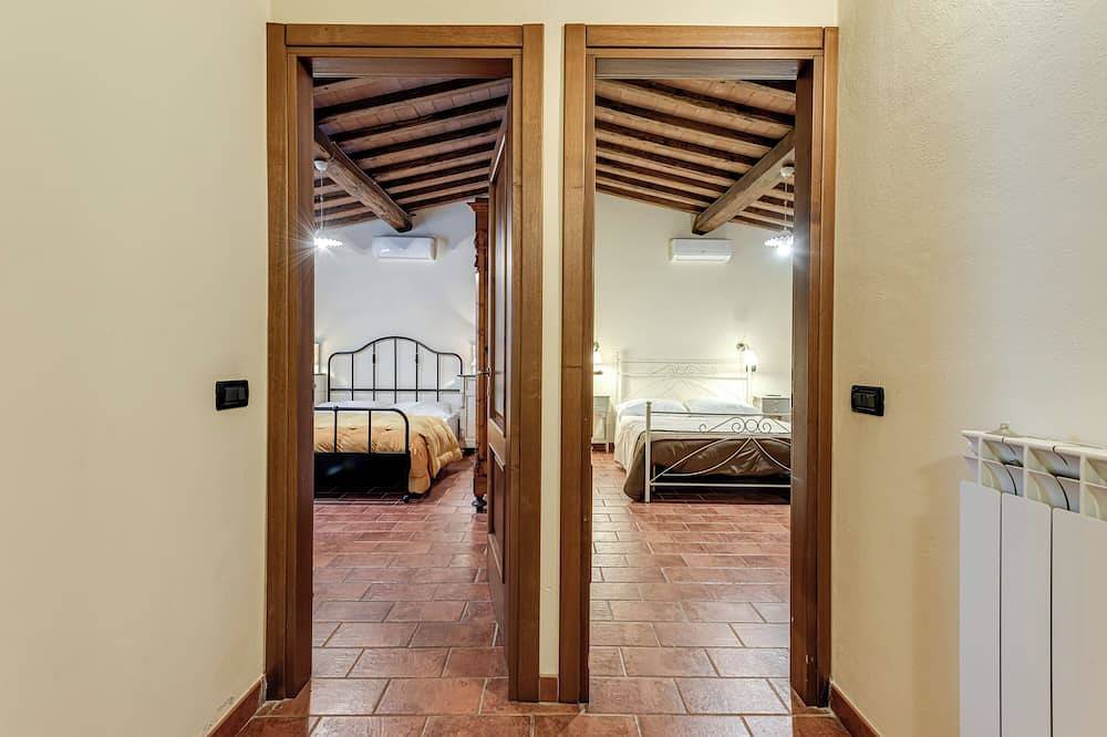 Piscina Privata -Agriturismo Fattoria La Pieve-Villa Oleandro , a 8 Km da Pisa in Calci, Pisa e dintorni