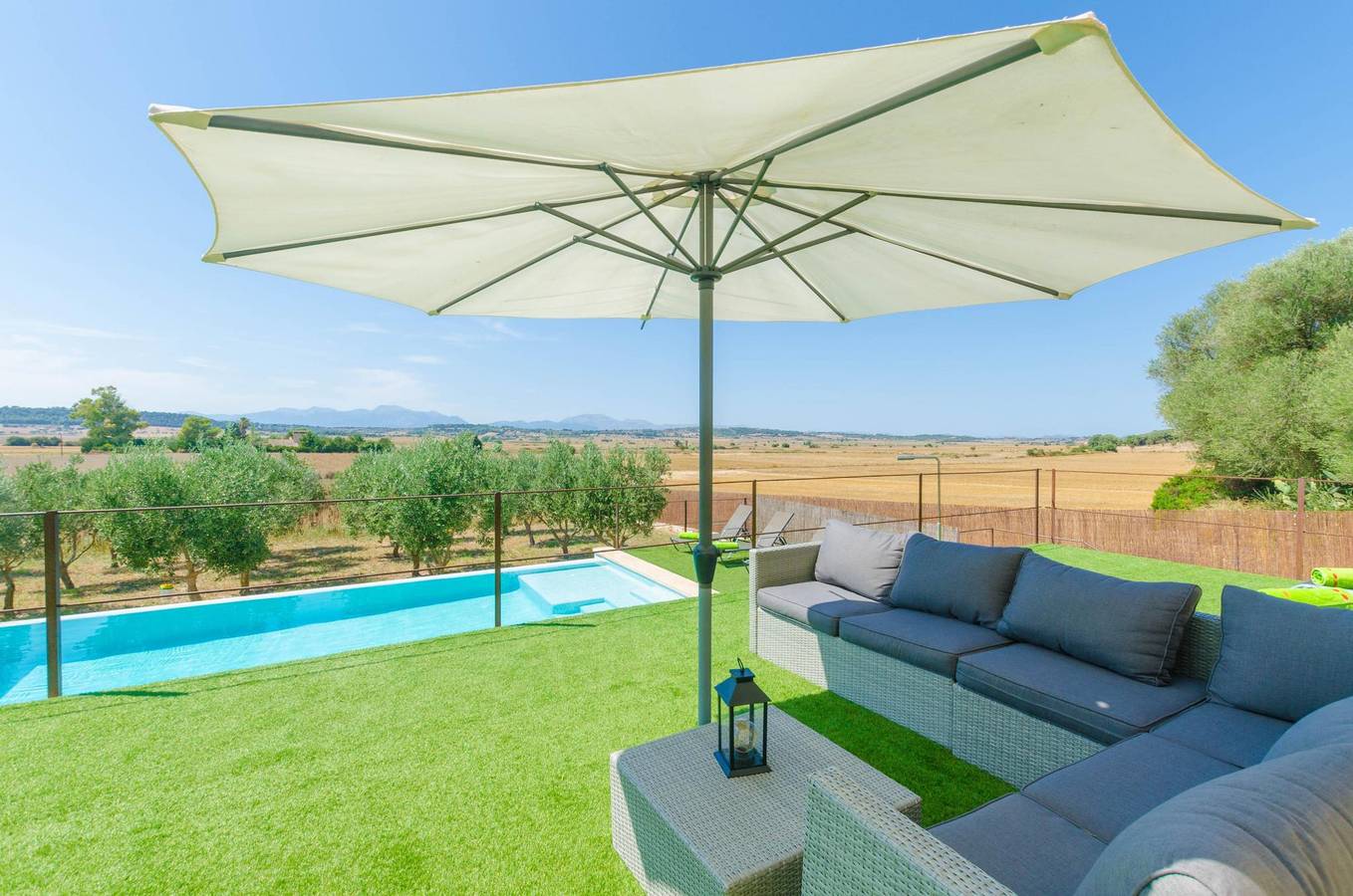 Es Gassons - Villa with private pool in Maria De La Salut. Free Wifi in Maria de la Salut, Majorca Center