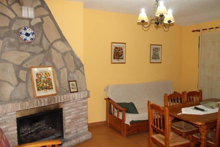 Apartamento de vacaciones para 2 personas, con vistas además de piscina y jardín en Sierra de Cazorla - 2