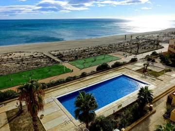 Location de vacances pour 4 personnes, avec terrasse à Le Barcarès