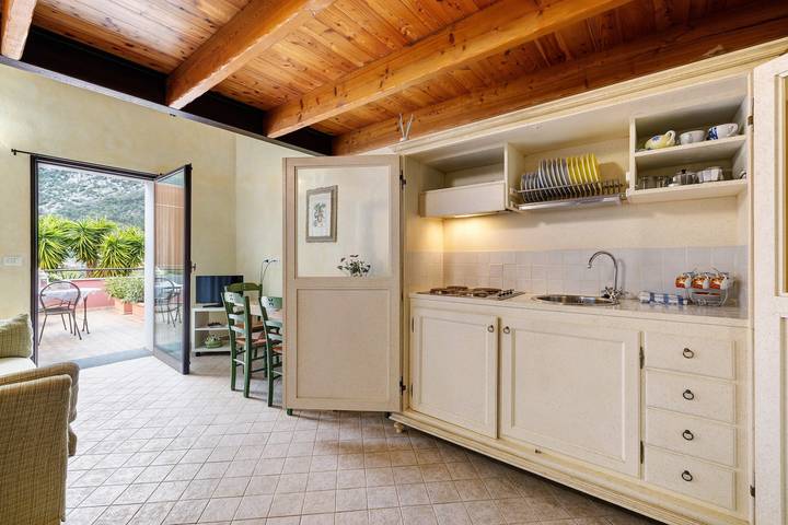 Ganzes Studio, Einzimmerapartment 'Pesco Agriturismo La Ferla' mit Wlan und Klimaanlage in Toirano, Riviera di Ponente