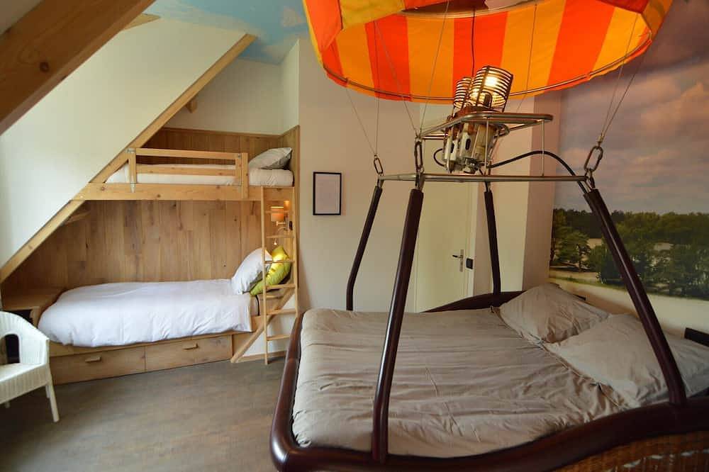 Familienhaus mit Trampolin in Haaren, Nordbrabant