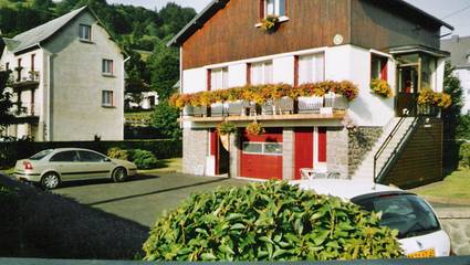 Appartement de vacances pour 4 personnes, avec jardin dans le Puy-de-Dôme