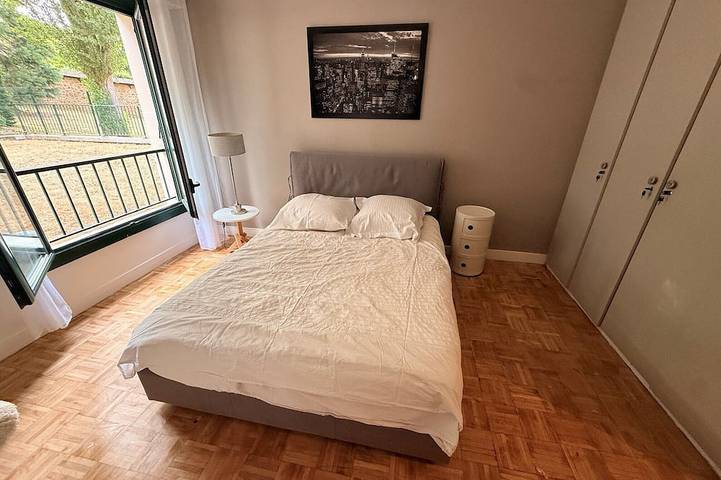 Ganze Wohnung, Beautiful apartment just a stone's throw from Paris, in a quiet neighborhood in Saint-Cloud, Hauts-de-Seine
