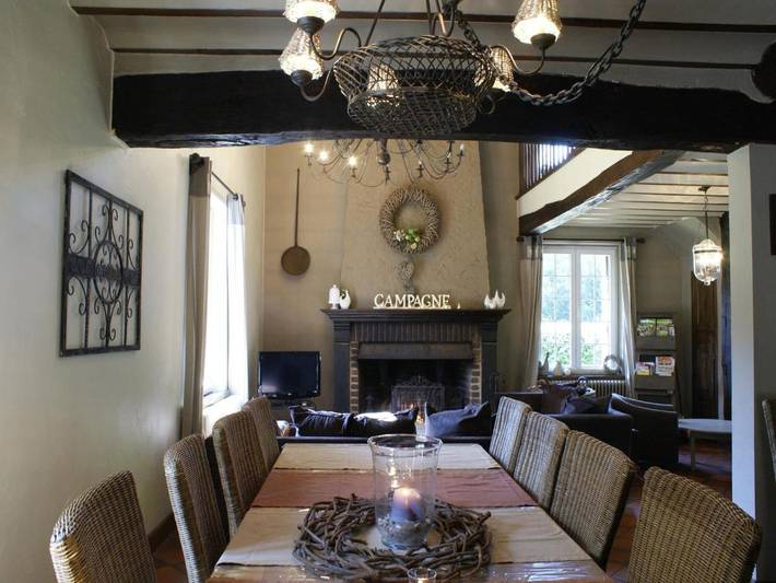 Location de vacances pour 12 personnes, avec jardin et sauna ainsi que terrasse et jacuzzi dans Burnenville - 2