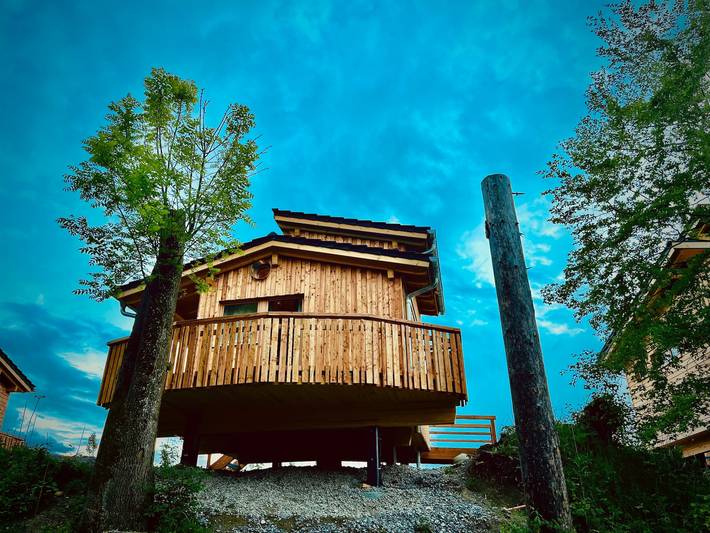 Ferienhaus für 5 Personen, mit Balkon und Garten sowie Sauna und Seeblick