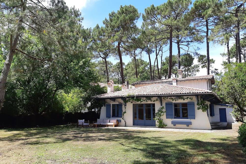 Quiet villa near the beach & Dune du Pyla in Dune du Pilat, La Teste-de-Buch