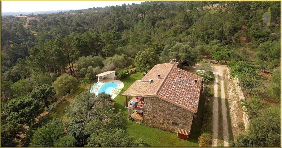 Gîte pour 6 personnes, avec Terrasse et Jardin ainsi que Piscine et Vue à Solaro - 2