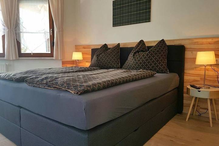 Ganze Wohnung, Enzian - Appartementhaus Zraunig in Hohe Tauern, Flattach