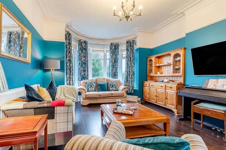 Cottage for 18 people, with garden and hot tub in Hunmanby