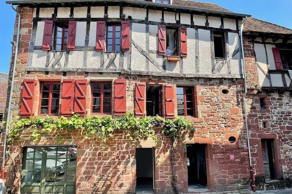 Grande Maison pour 8 personnes - Bourg de Meyssac in Meyssac, Brive-la-Gaillarde region