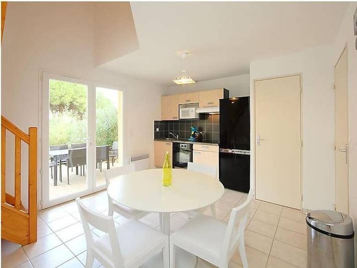 Location de vacances pour 6 personnes, avec terrasse ainsi que piscine et jardin dans Torreilles-Plage - 4