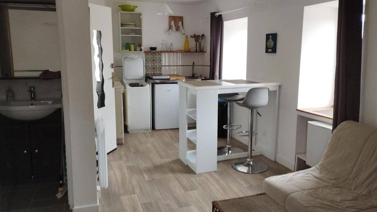 Appartement entier, One-Bedroom Apartment in Douarnenez, Région de Quimper