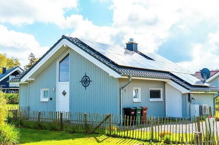 Ferienhaus für 6 Personen, mit Garten und Terrasse sowie Sauna in Schönberg
