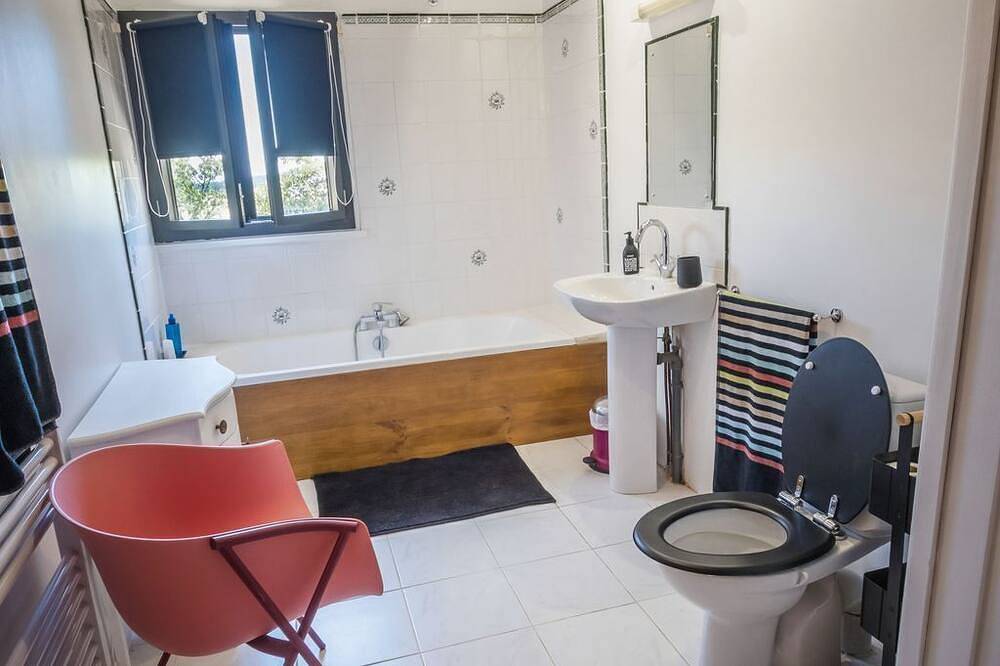 Chambres d'hôtes, Stella - Quiet former sheepfold with swimming pool and panoramic view in Touget, Gers
